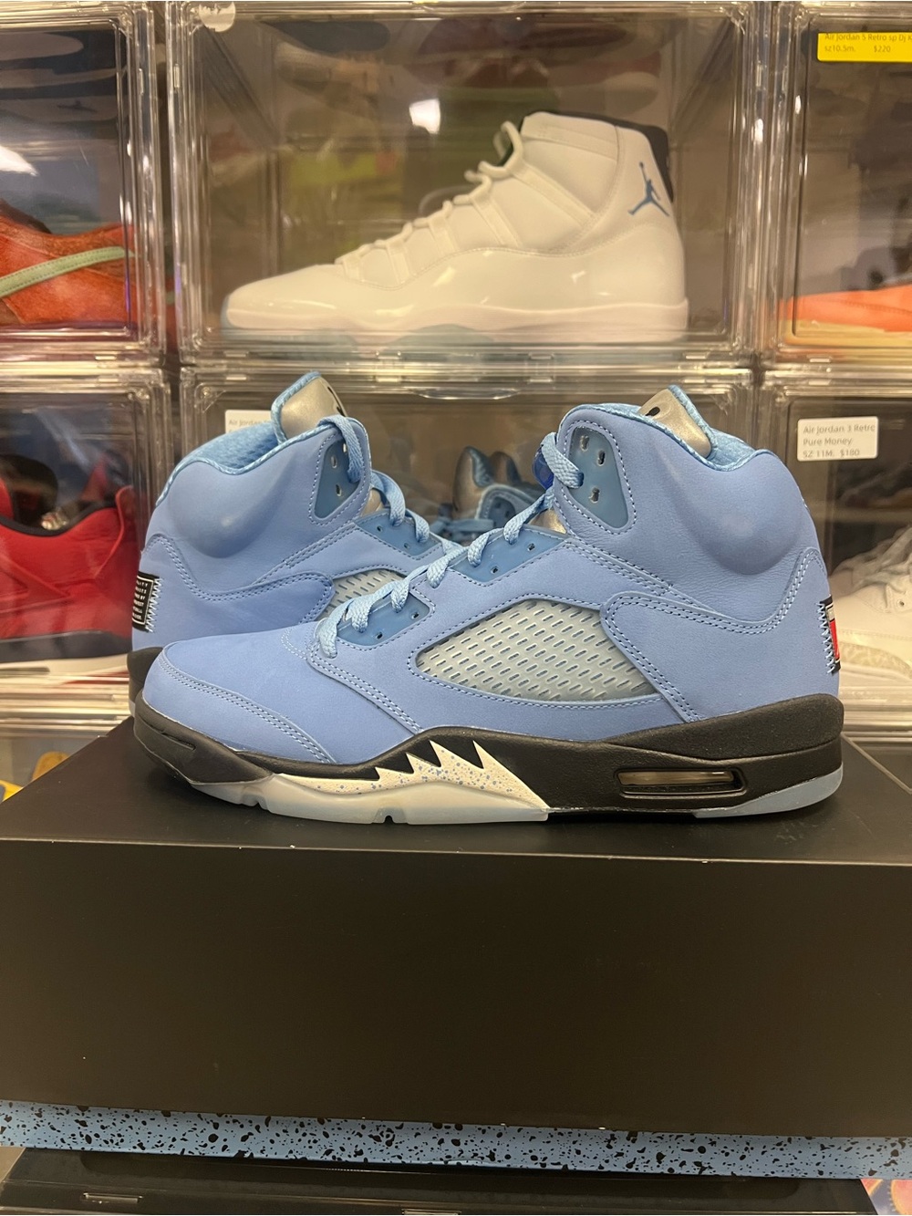 Air Jordan 5 Retro SE "UNC" sneaker